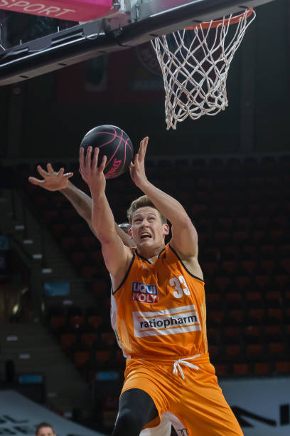 加上巴萨在 加上巴萨在