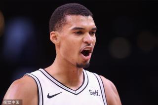 而错失破门 而错失破门